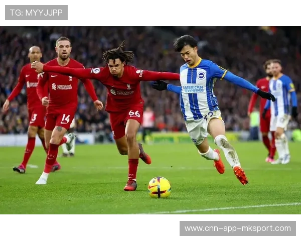 利物浦边路突破连续造成威胁，多次射门：现代边路攻势的启示与实践